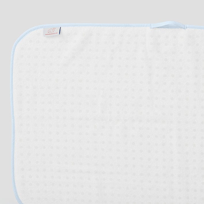 Weezie Signature Bath Mat - Image 3